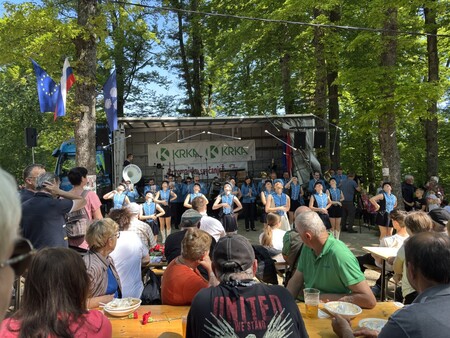 42 prvomajsko srecanje na Debencu, foto Lapego (3)